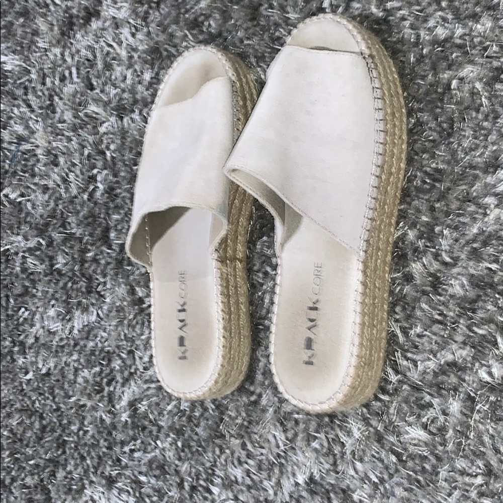 Got these in Spain, they’re really comfortable!